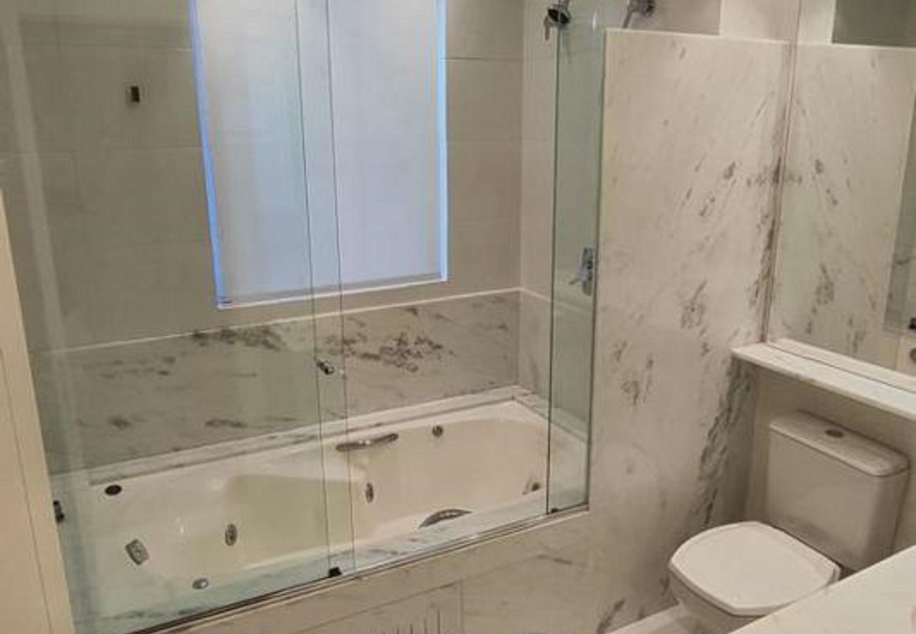 Apartamento em Gramado - APARTAMENTO DUPLEX CONDADO DE HOMELLAND REF 783255