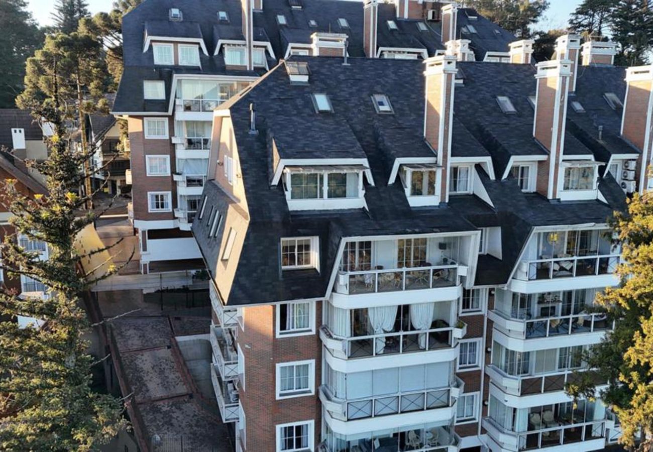 Apartamento em Gramado - APARTAMENTO DUPLEX CONDADO DE HOMELLAND REF 783255