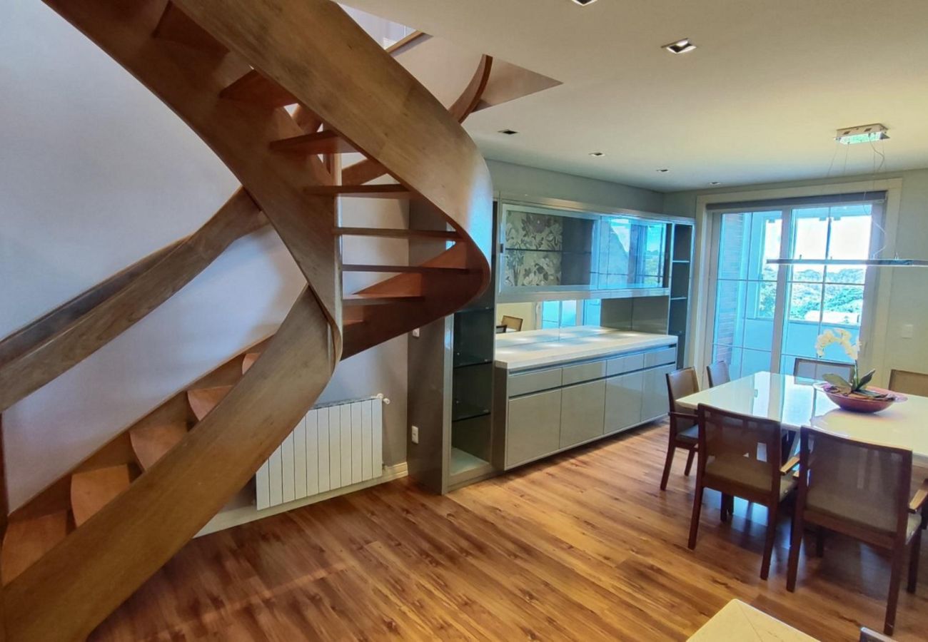 Apartamento em Gramado - APARTAMENTO DUPLEX CONDADO DE HOMELLAND REF 783255