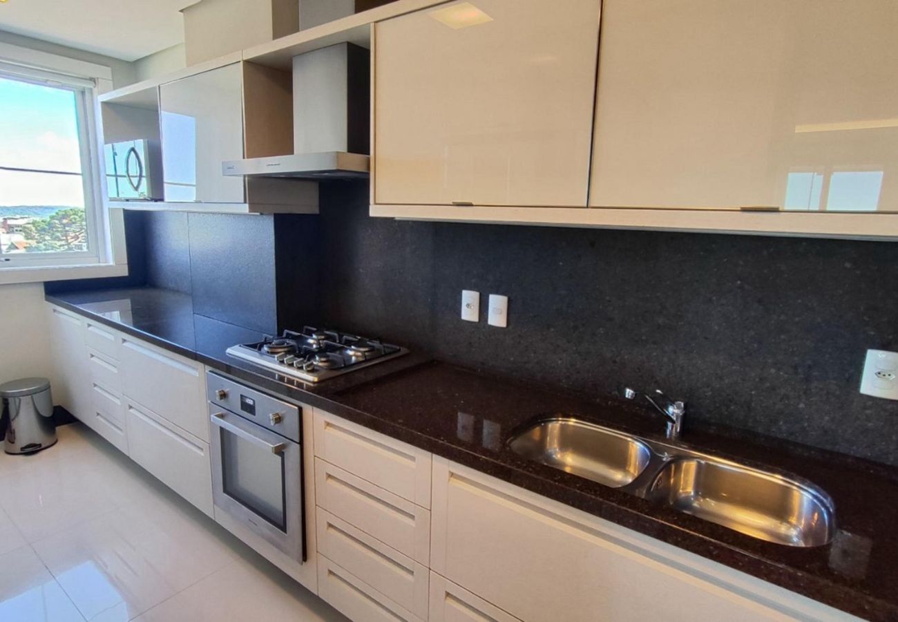 Apartamento em Gramado - APARTAMENTO DUPLEX CONDADO DE HOMELLAND REF 783255